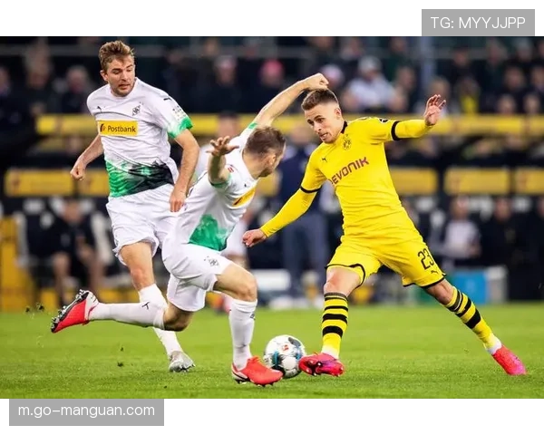 汉堡VS云达不来梅中游卡位战,少帅波尔钦战术革新迎战均衡控球对手 汉堡VS云达不来梅中游卡位战,少帅波尔钦战术革新迎战均衡控球对手