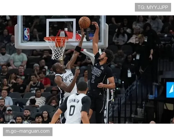 第三节战报：马刺扩大领先优势，福克斯瓦塞尔联手发力