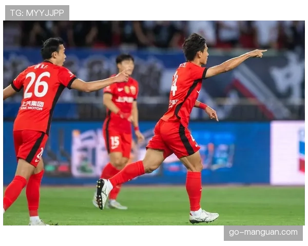 奥斯卡随上海海港训练，出战与泰山队比赛成疑